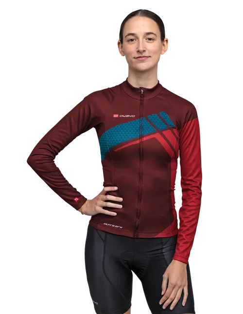  Le modèle mesure 175 cm  cm et porte une taille  S1